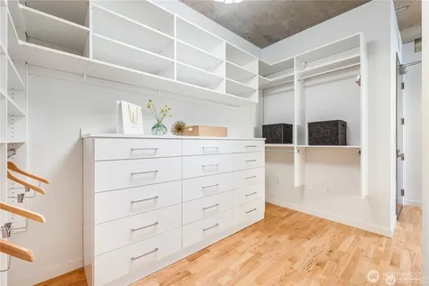 2720 3rd Avenue Seattle WA 98121