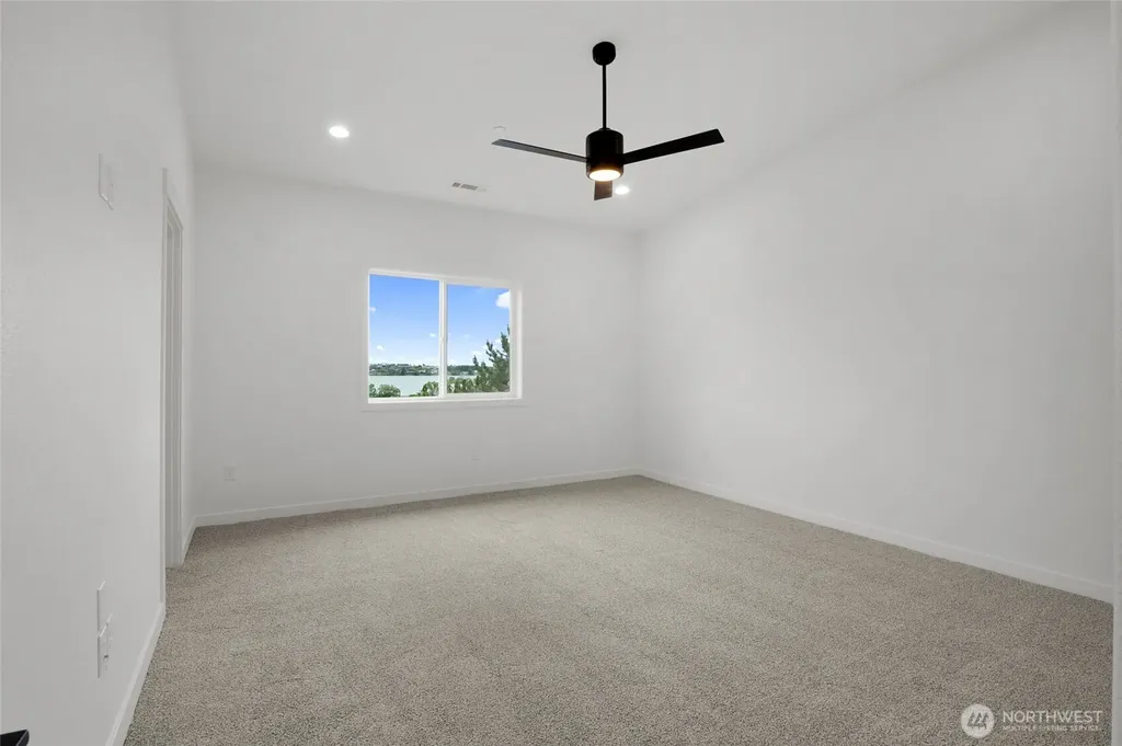 6398 NE Melby Way Moses Lake WA 98837