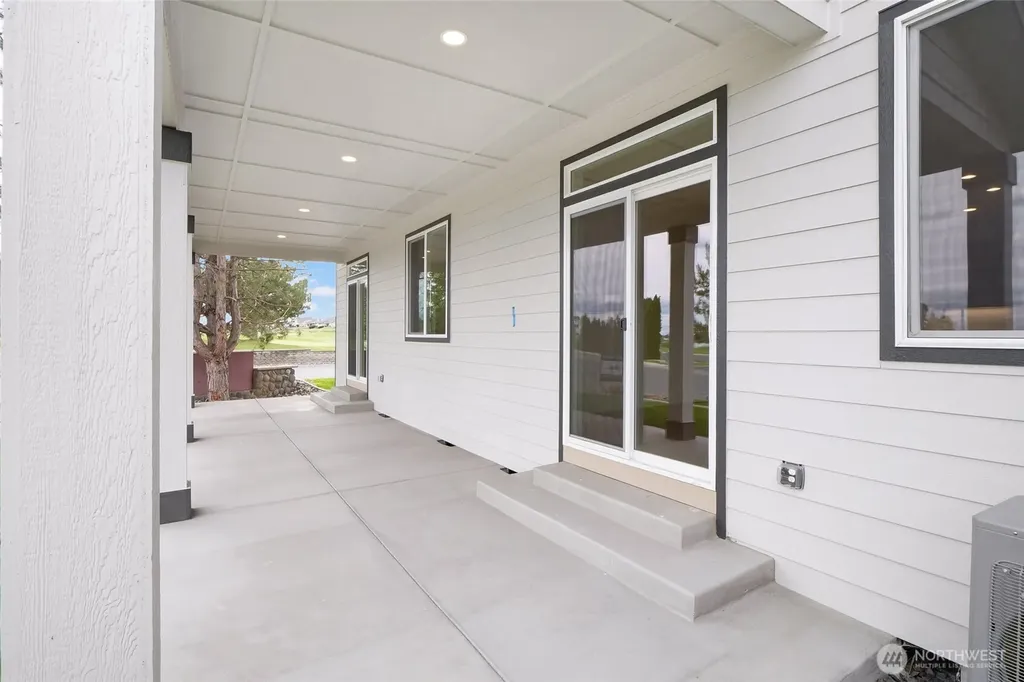 6398 NE Melby Way Moses Lake WA 98837