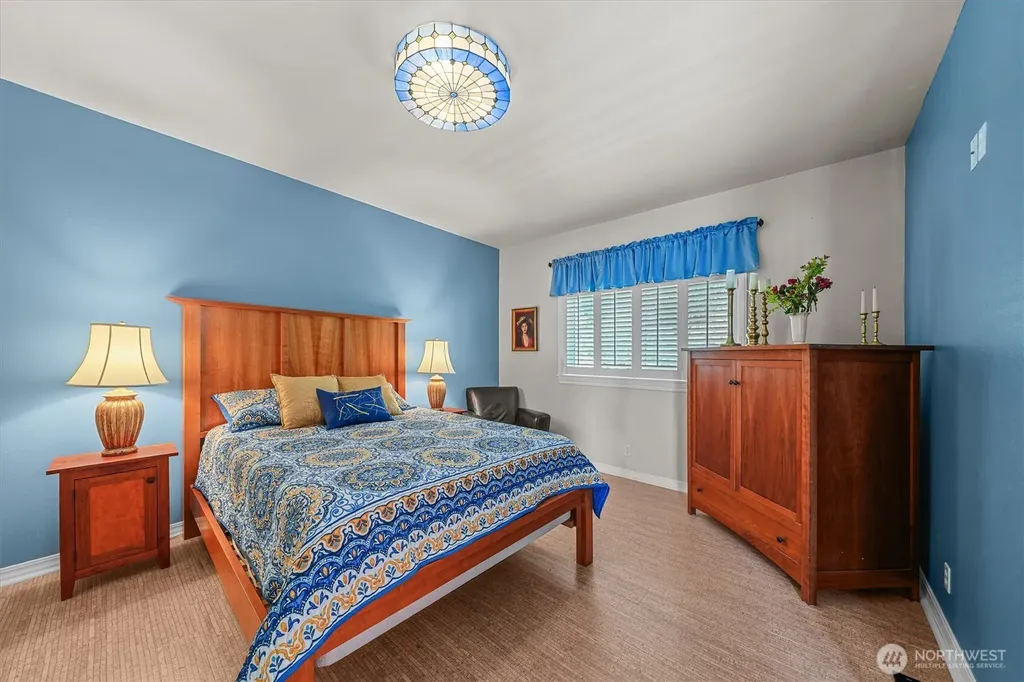 10823 Seaview Drive Anderson Island WA 98303