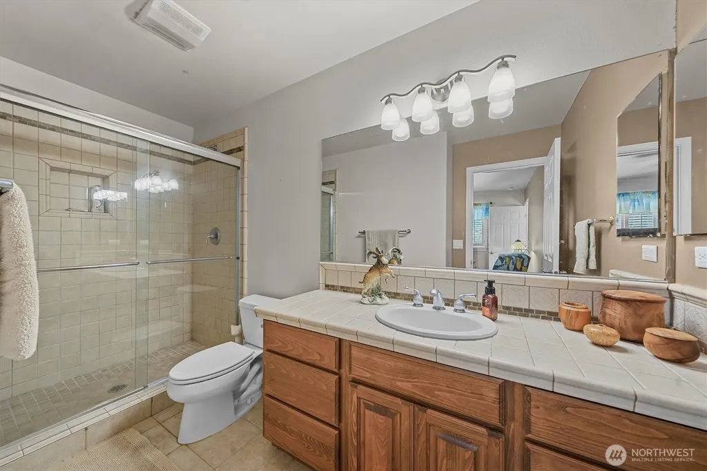 10823 Seaview Drive Anderson Island WA 98303