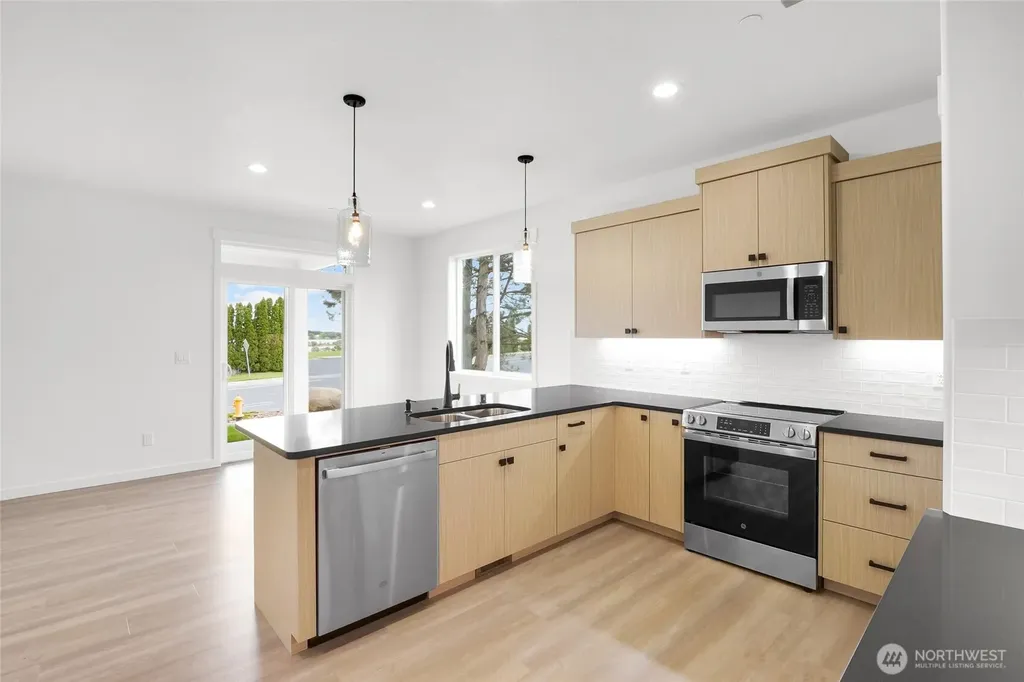 6398 NE Melby Way Moses Lake WA 98837