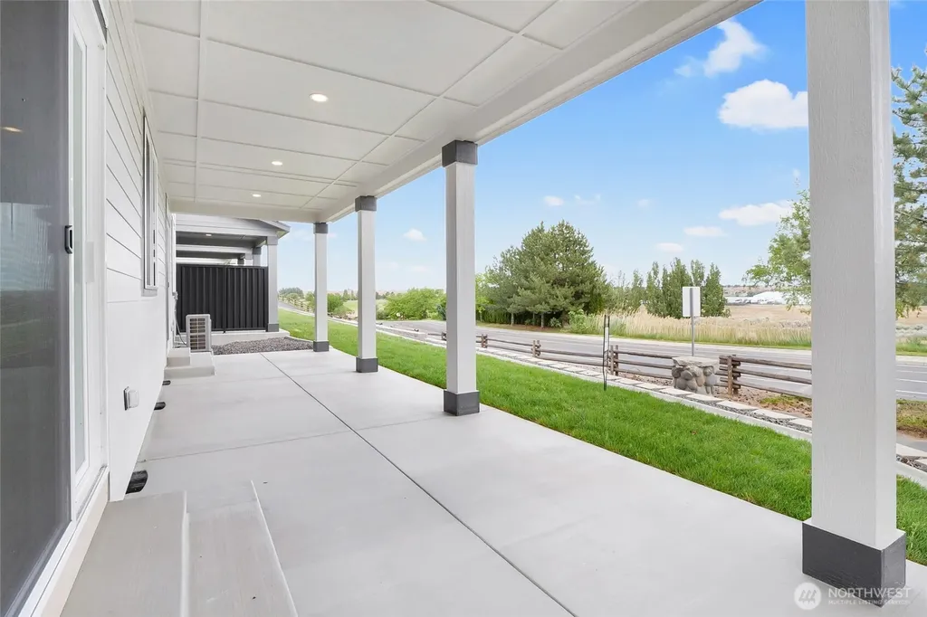 6398 NE Melby Way Moses Lake WA 98837