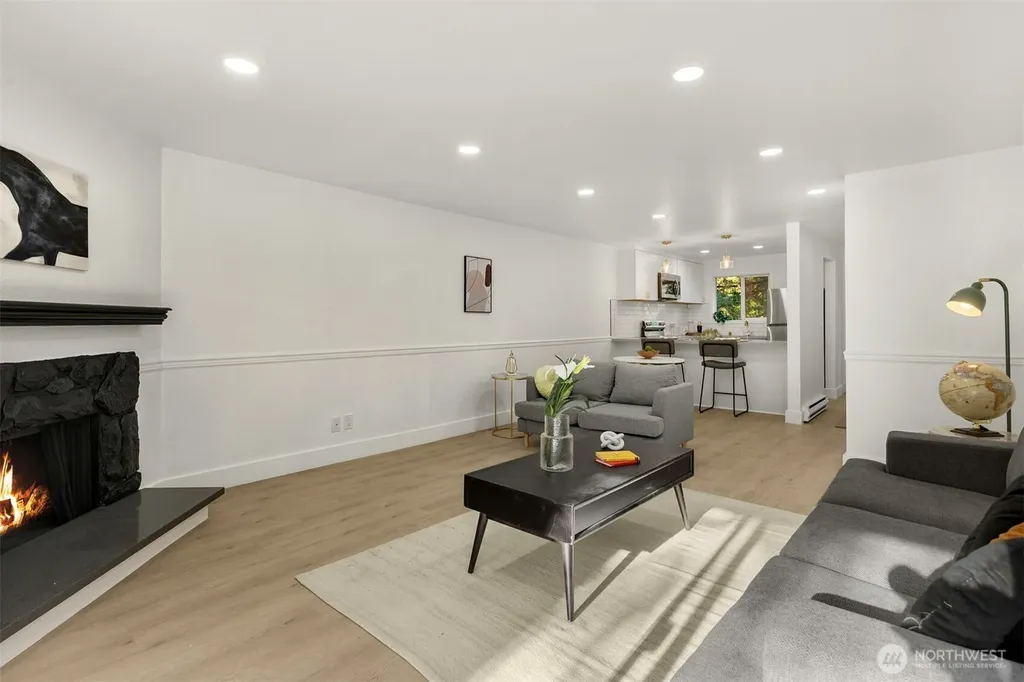 14527 NE 40th Street Bellevue WA 98007
