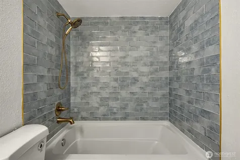 14527 NE 40th Street Bellevue WA 98007