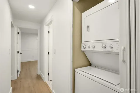14527 NE 40th Street Bellevue WA 98007