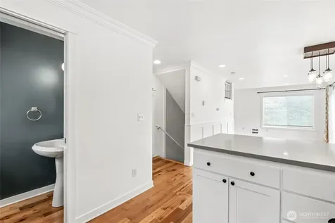 9011 46th Avenue S Seattle WA 98118