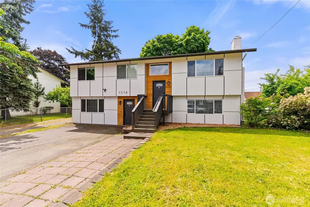 1516 Lafayette Street S Tacoma WA 98444