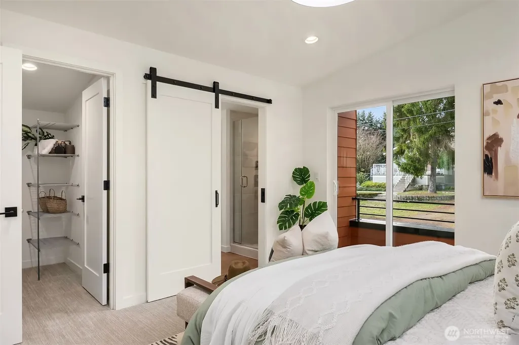 12002 20th Avenue NE Seattle WA 98125