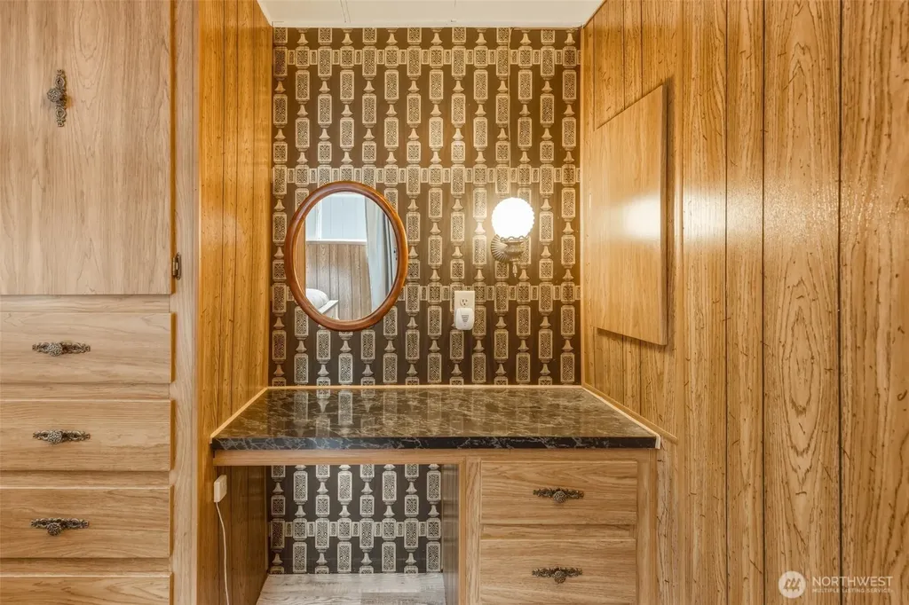 31109 N Place Ocean Park WA 98640