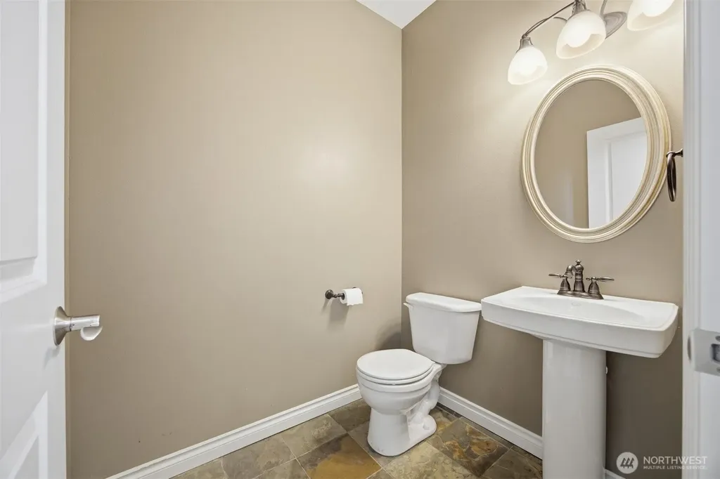1213 Garland Lane Bellingham WA 98226