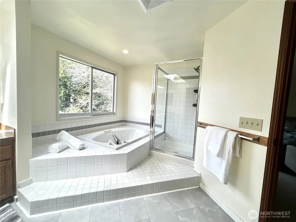 21523 129th Avenue SE Kent WA 98031