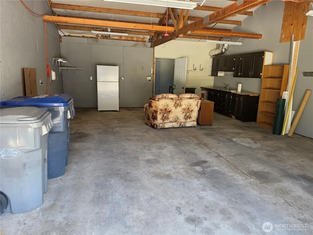 523 W Elma Hicklin Street Mccleary WA 98557