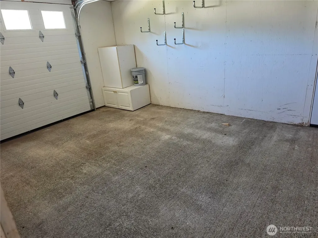 523 W Elma Hicklin Street Mccleary WA 98557