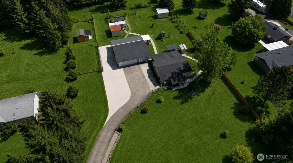 523 W Elma Hicklin Street Mccleary WA 98557