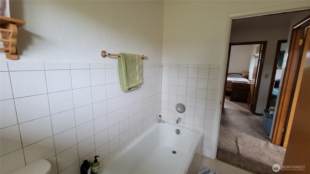 1296 Us Highway 12 Chehalis WA 98532
