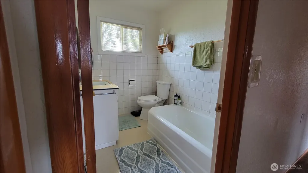 1296 Us Highway 12 Chehalis WA 98532