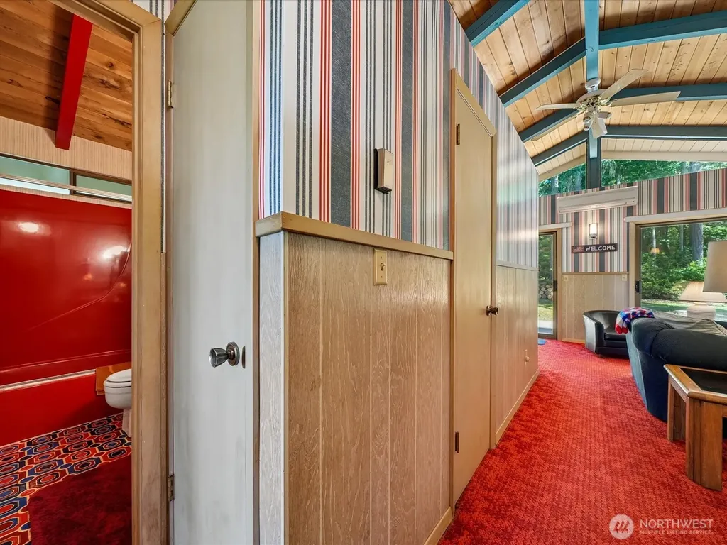 11104 Leschi Circle Anderson Island WA 98303