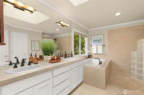 3005 235th Avenue SE Sammamish WA 98075