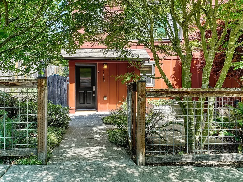 2130 N 113th Street Seattle WA 98133