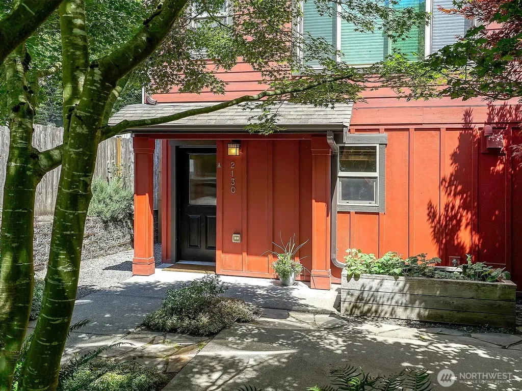2130 N 113th Street Seattle WA 98133