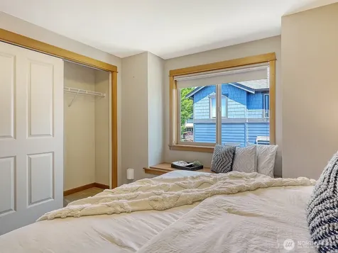 2130 N 113th Street Seattle WA 98133