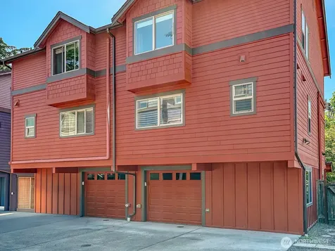 2130 N 113th Street Seattle WA 98133
