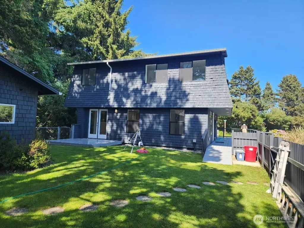 469 Pyxis Court SW Ocean Shores WA 98569