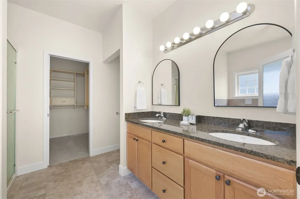 500 Fieldstone Loop Lynden WA 98264