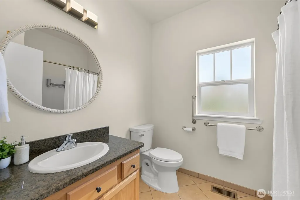 500 Fieldstone Loop Lynden WA 98264