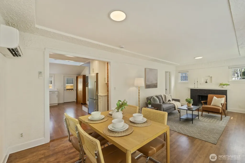 11556 17th Avenue NE Seattle WA 98125