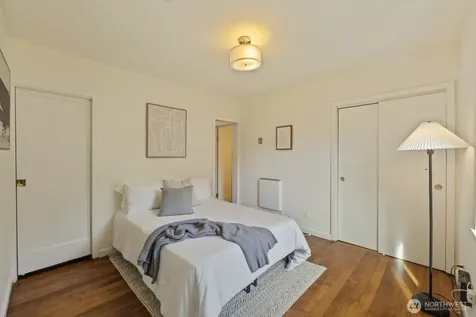 11556 17th Avenue NE Seattle WA 98125