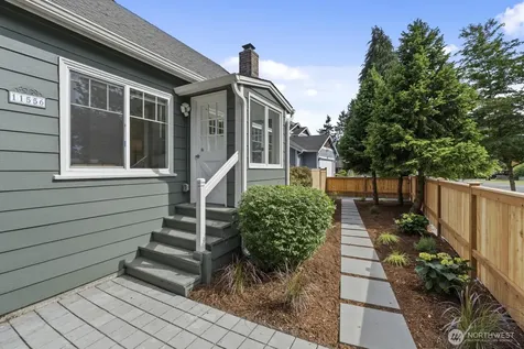11556 17th Avenue NE Seattle WA 98125