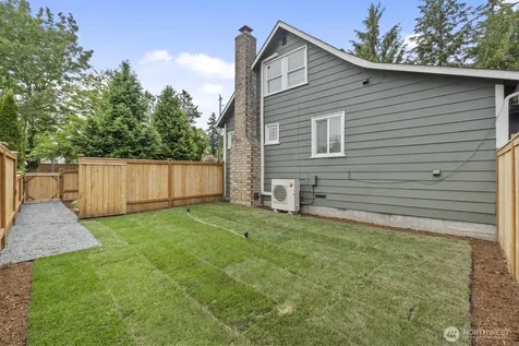 11556 17th Avenue NE Seattle WA 98125