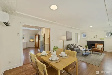 11556 17th Avenue NE Seattle WA 98125