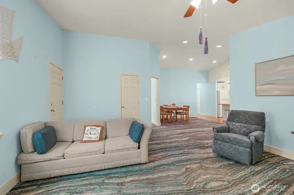28103 R Street Ocean Park WA 98640