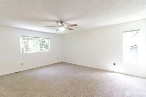 20814 28th Avenue SE Bothell WA 98021