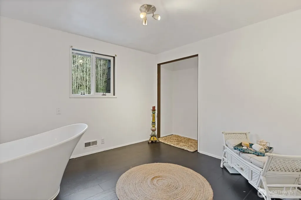 603 Shelter Bay Drive La Conner WA 98257