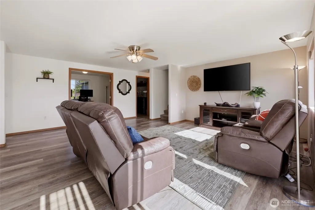 18137 No Name Lane SW Rochester WA 98579