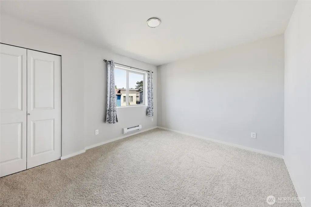 1066 SW 99th Place Seattle WA 98106