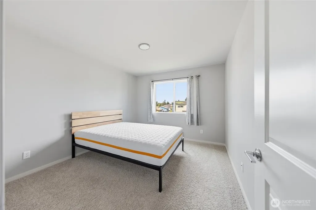 1066 SW 99th Place Seattle WA 98106
