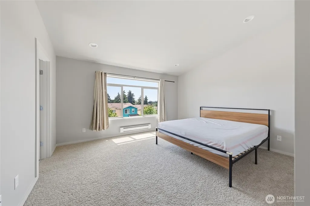 1066 SW 99th Place Seattle WA 98106