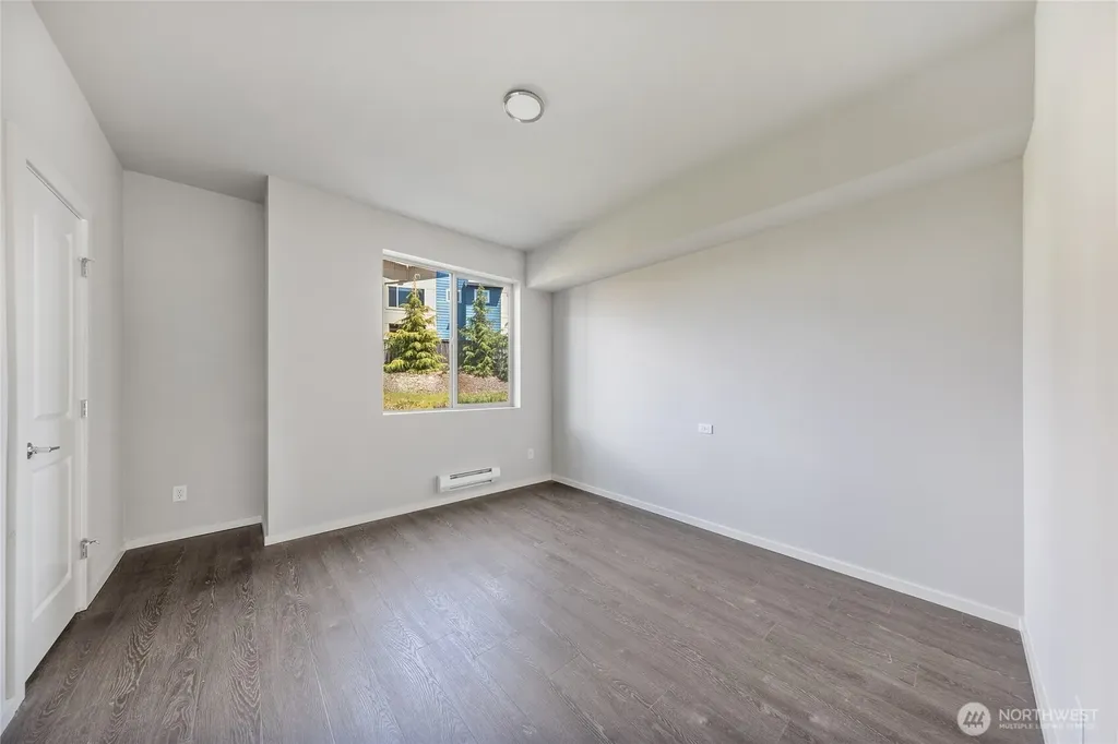 1066 SW 99th Place Seattle WA 98106
