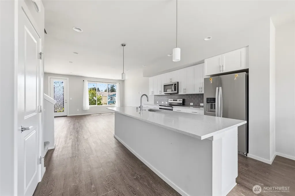1066 SW 99th Place Seattle WA 98106