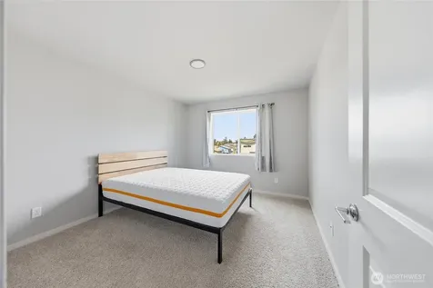 1066 SW 99th Place Seattle WA 98106