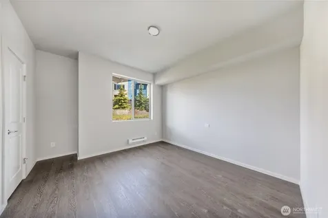 1066 SW 99th Place Seattle WA 98106