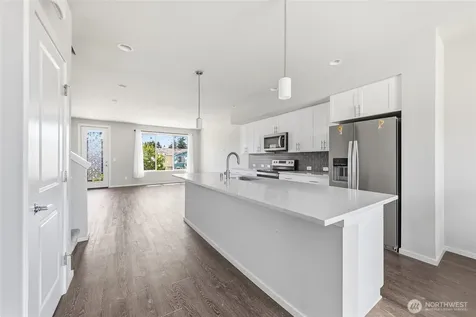 1066 SW 99th Place Seattle WA 98106