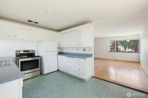 7529 Beacon Avenue S Seattle WA 98118