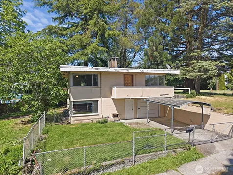 7529 Beacon Avenue S Seattle WA 98118