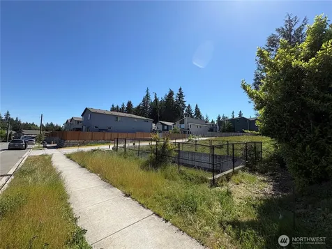 19714 Filbert Drive Bothell WA 98012